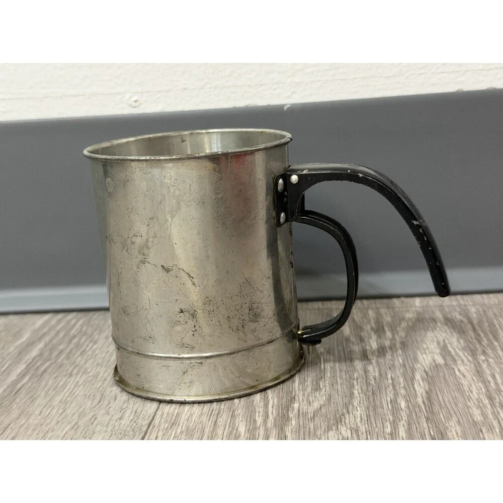 Vintage Small 1 Cup Flour Sifter With Squeeze Handle 3.75” Kitchen Gadget
